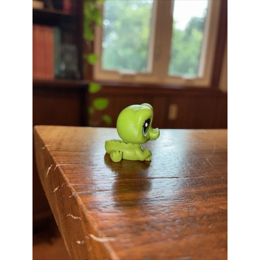 Littlest Pet Shop Lps Crocodile Mini #50 Ally Gatoro Alligator Authentic